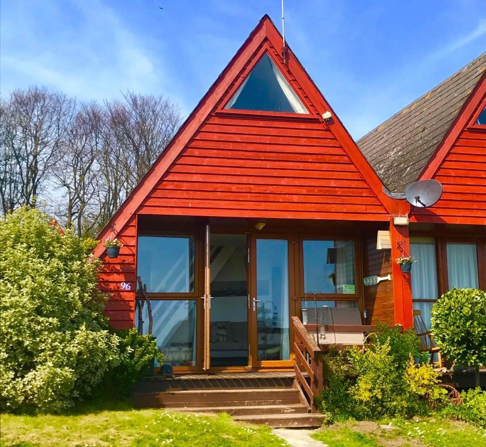 Clifftop Chalet With Pool Deal Buitenkant foto